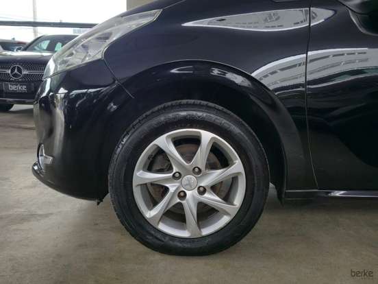 PEUGEOT-208-1.5 ACTIVE PACK 8V FLEX 4P MANUAL PEUGEOT-208-2015