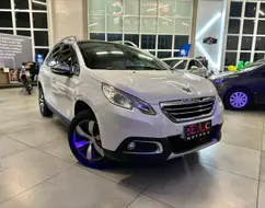 PEUGEOT 208 1.6 GRIFFE 16V FLEX 4P MANUAL PEUGEOT 208 1.6 GRIFFE 16V FLEX 4P MANUAL