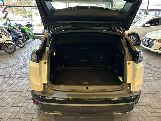PEUGEOT-3008-2022