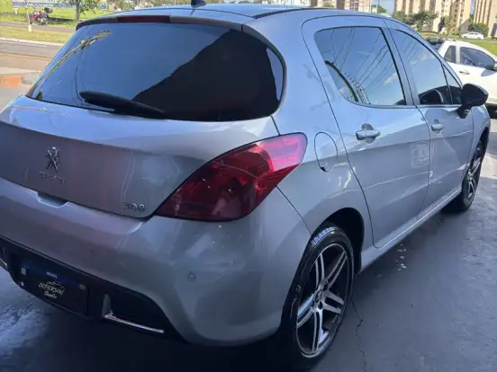 PEUGEOT-308-1.6 GRIFFE THP 16V GASOLINA 4P AUTOMÁTICO PEUGEOT-308-2015