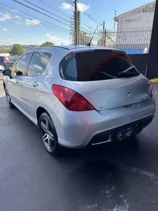 PEUGEOT-308-2015