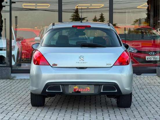 PEUGEOT-308-2013