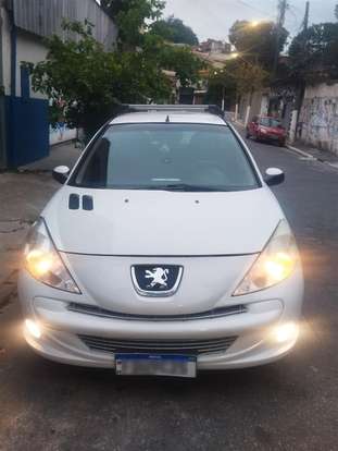 PEUGEOT-207-2012
