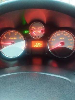 PEUGEOT-207-2012