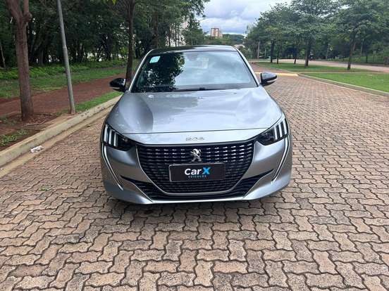 PEUGEOT-208-2023