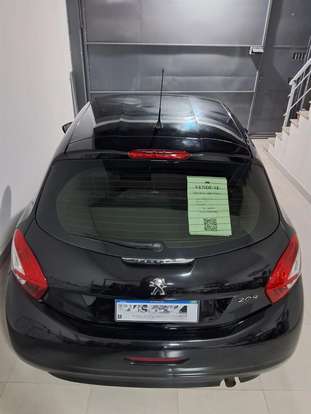 PEUGEOT-208-2013