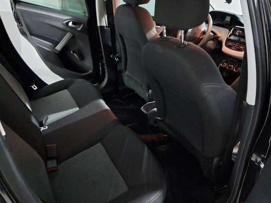 PEUGEOT-208-2013