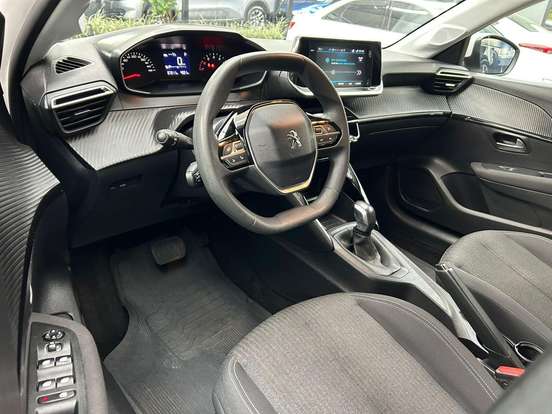 PEUGEOT-208-2022