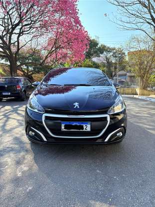 PEUGEOT-208-2018