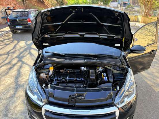 PEUGEOT-208-1.6 ACTIVE PACK 16V FLEX 4P AUTOMÁTICO PEUGEOT-208-2018