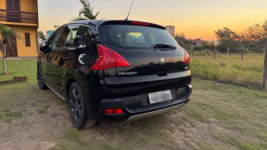 PEUGEOT-3008-2011