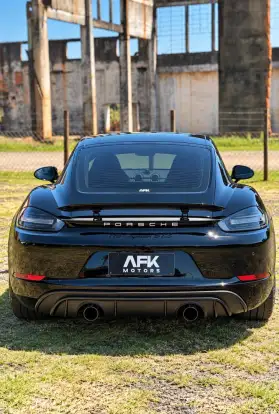 PORSCHE-718-2024