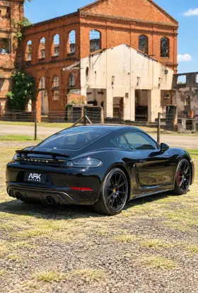 PORSCHE-718-2024