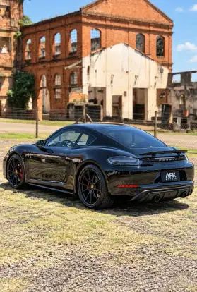 PORSCHE-718-2024