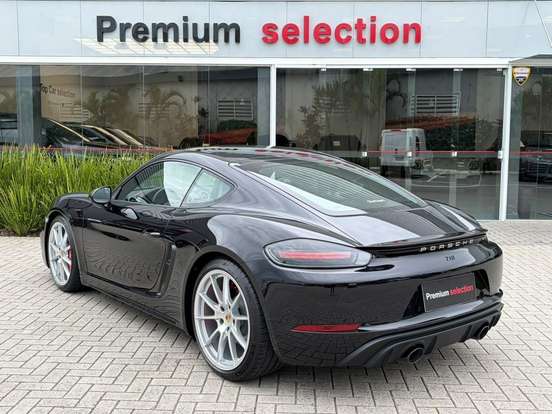 PORSCHE-718-2025