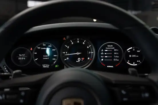 PORSCHE-911-2020