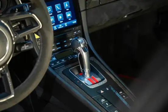 PORSCHE-911-2018