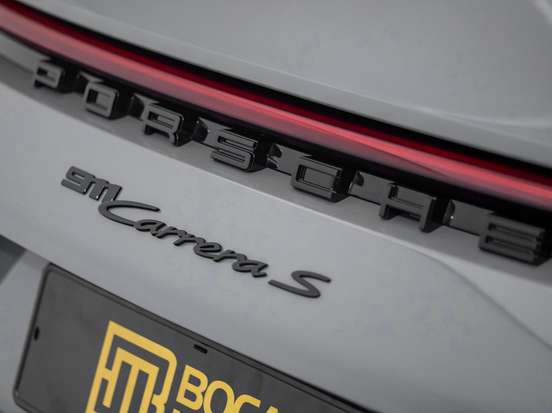 PORSCHE-911-2022
