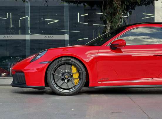 PORSCHE-911-2025