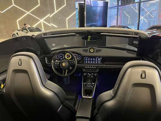 PORSCHE-911-2022
