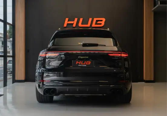 PORSCHE-CAYENNE-2022