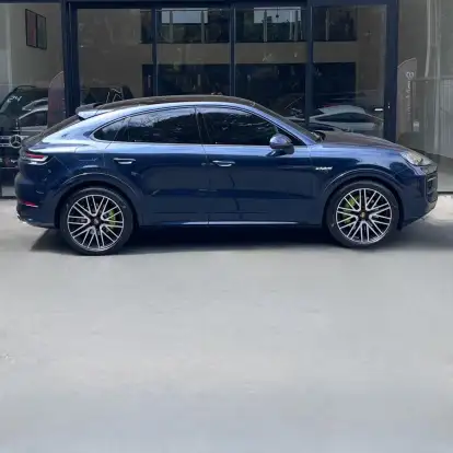 PORSCHE-CAYENNE-2024