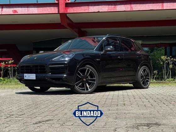 Porsche Cayenne 3.0 V6 E-Hybrid AWD Tiptronic S