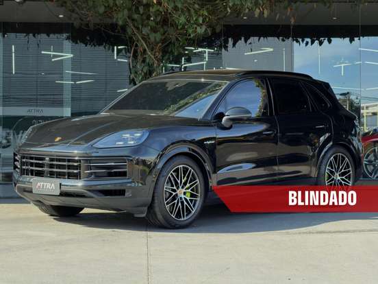 PORSCHE-CAYENNE-2024