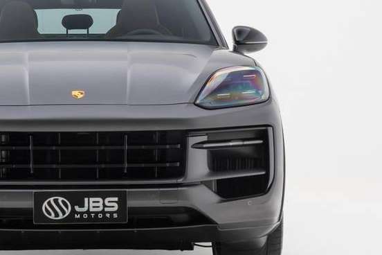 PORSCHE-CAYENNE-2024