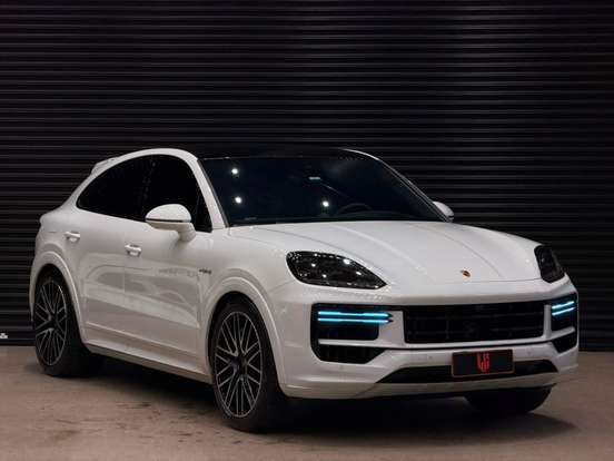 PORSCHE-CAYENNE-4.0 V8 E-HYBRID TURBO COUPÉ AWD TIPTRONIC S PORSCHE-CAYENNE-2024