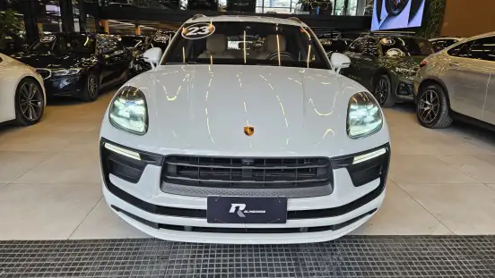 PORSCHE-MACAN-2022