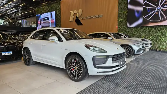 PORSCHE-MACAN-2022