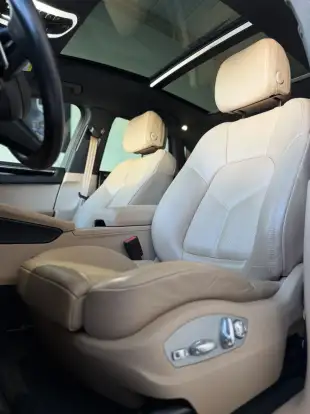 PORSCHE-MACAN-2023