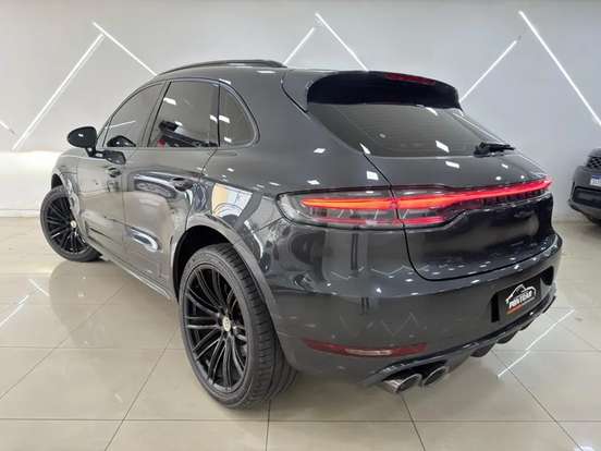 PORSCHE-MACAN-2020