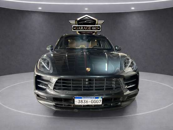 PORSCHE-MACAN-2020