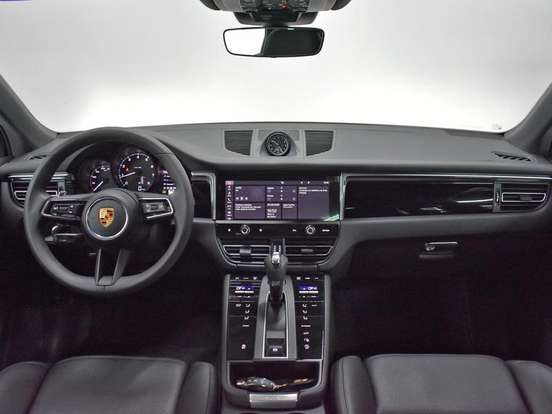 PORSCHE-MACAN-2026