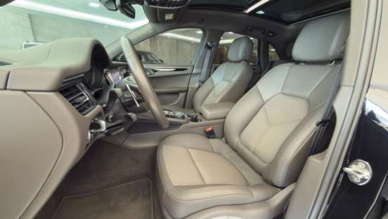 PORSCHE-MACAN-2024