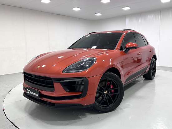 PORSCHE-MACAN-2023