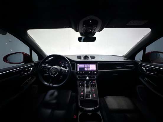 PORSCHE-MACAN-2023
