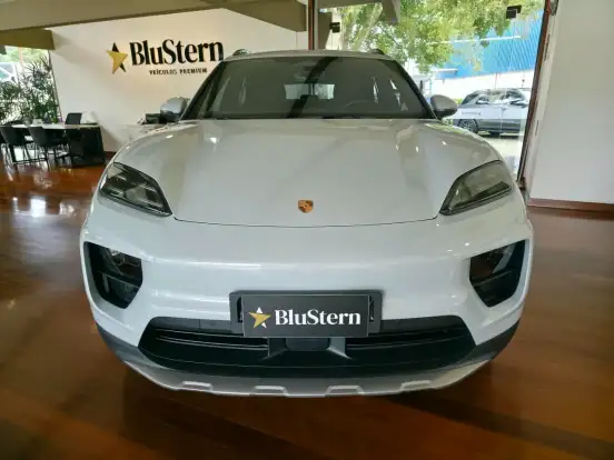 PORSCHE-MACAN-2025