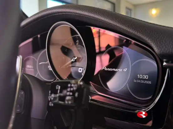 PORSCHE-PANAMERA-2020
