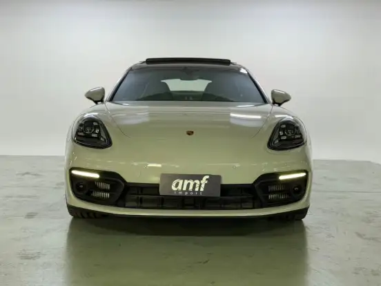 PORSCHE-PANAMERA-2023