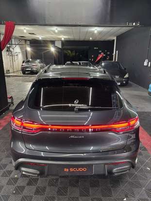 PORSCHE-MACAN-2023