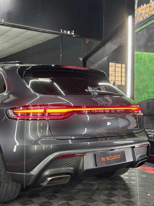 PORSCHE-MACAN-2023