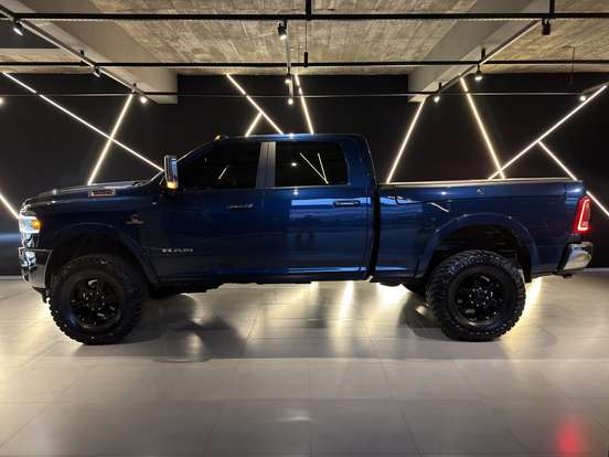 RAM-2500-6.7 I6 TURBO DIESEL LARAMIE CD 4X4 AUTOMÁTICO RAM-2500-2021