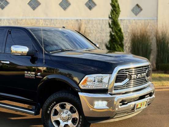 RAM-2500-6.7 LARAMIE 4X4 CD I6 TURBO DIESEL 4P AUTOMÁTICO RAM-2500-2017