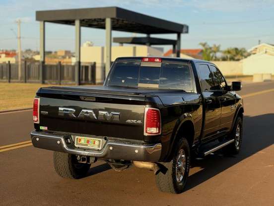 RAM-2500-6.7 LARAMIE 4X4 CD I6 TURBO DIESEL 4P AUTOMÁTICO RAM-2500-2017