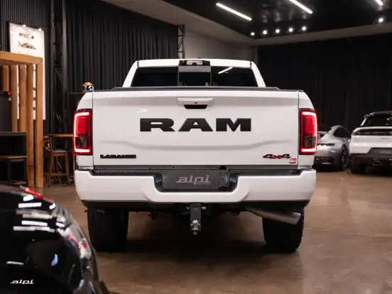 RAM-3500-6.7 I6 TURBO DIESEL LARAMIE NIGHT EDITION CD 4X4 AUTOMÁTICO RAM-3500-2025