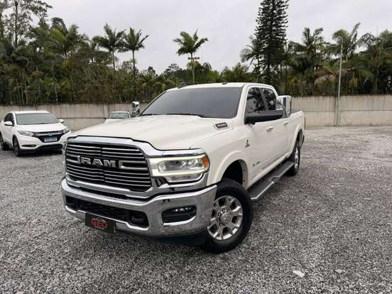 RAM-3500-6.7 I6 TURBO DIESEL LARAMIE CD 4X4 AUTOMÁTICO RAM-3500-2022