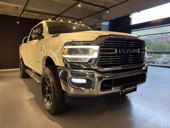 RAM-3500-6.7 I6 TURBO DIESEL LARAMIE CD 4X4 AUTOMÁTICO RAM-3500-2022